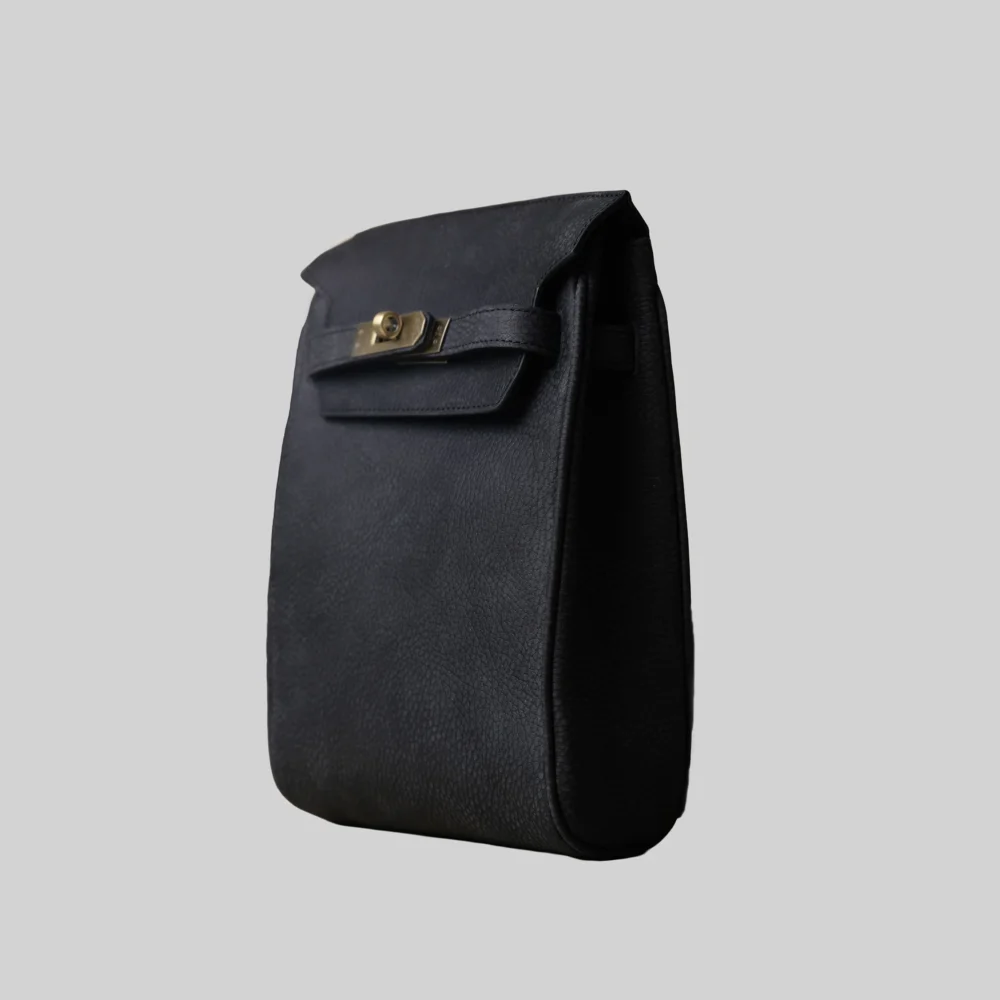 The Lock-Bag / Nubuck Black - Image 2