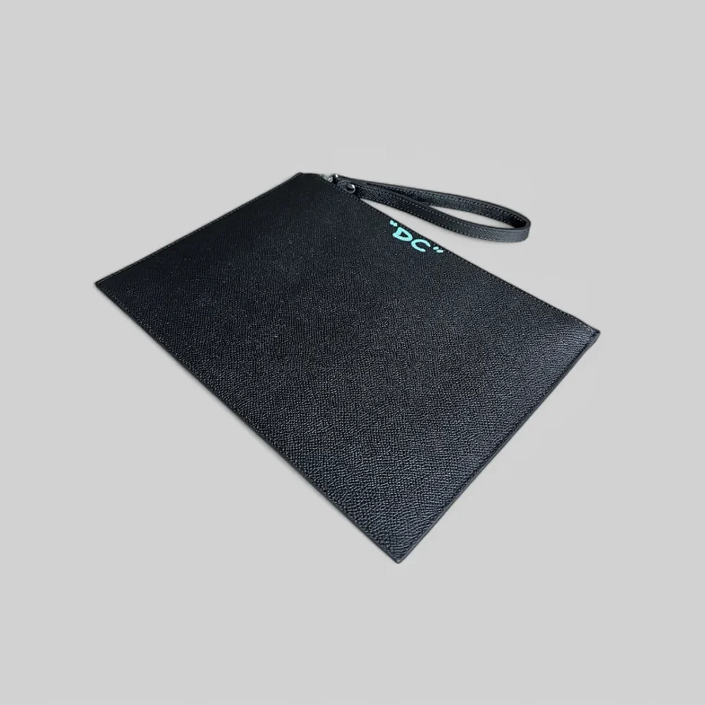 Pouch To Go - Cuir Taïga Essentials - Image 3